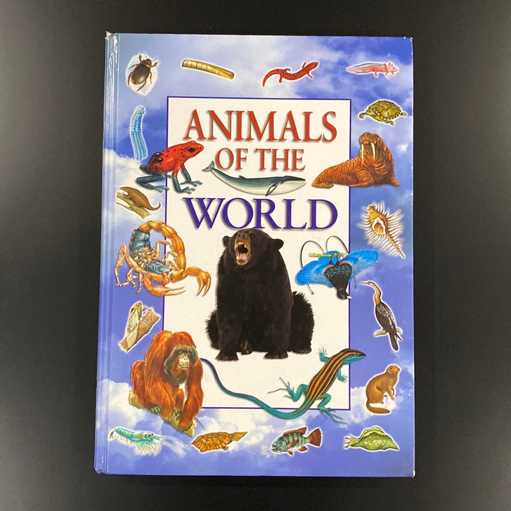Animals of the World by Martin Walters & Jinny Johnson